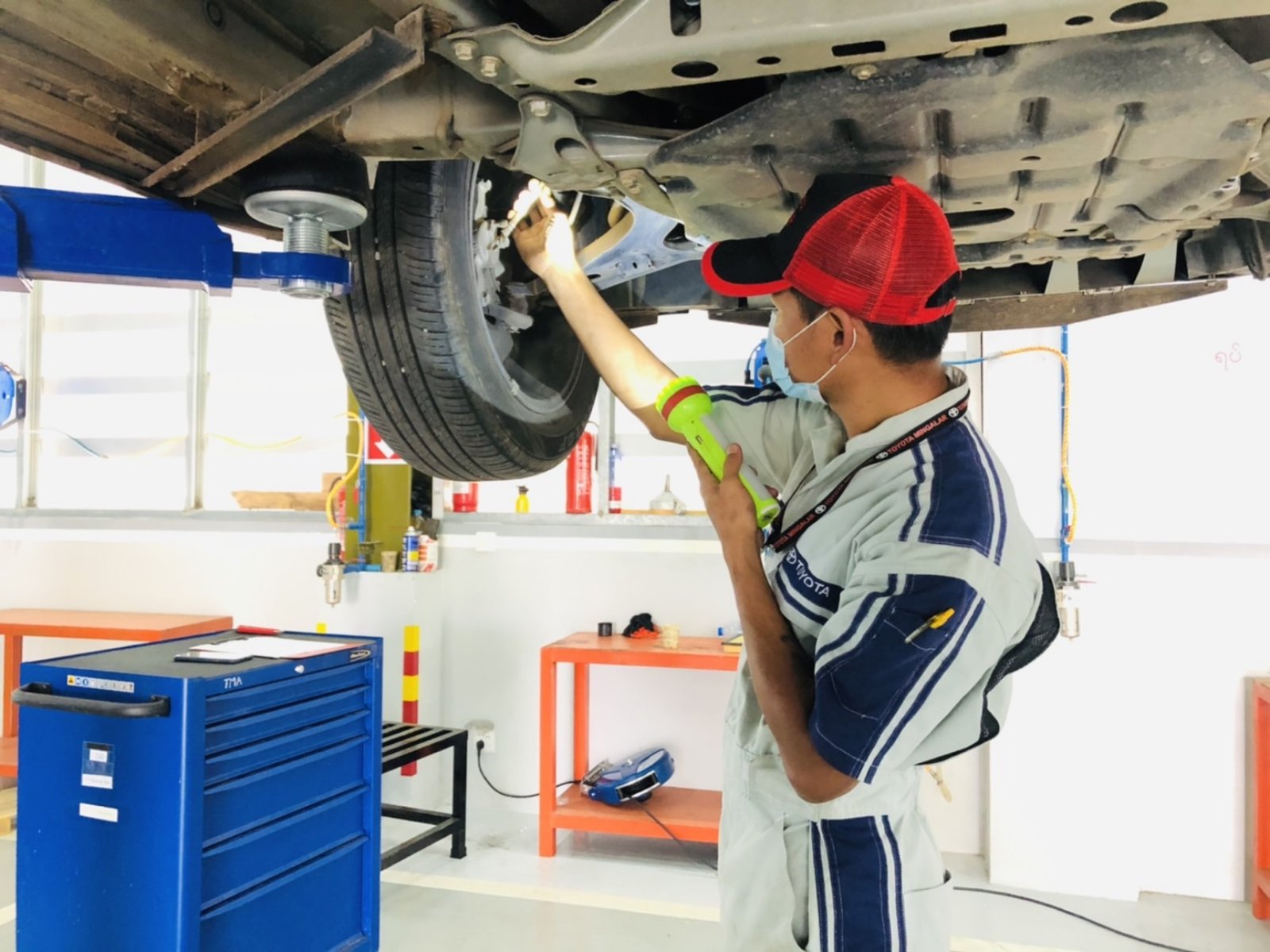 Toyota-Myanmar-Sales dealer2